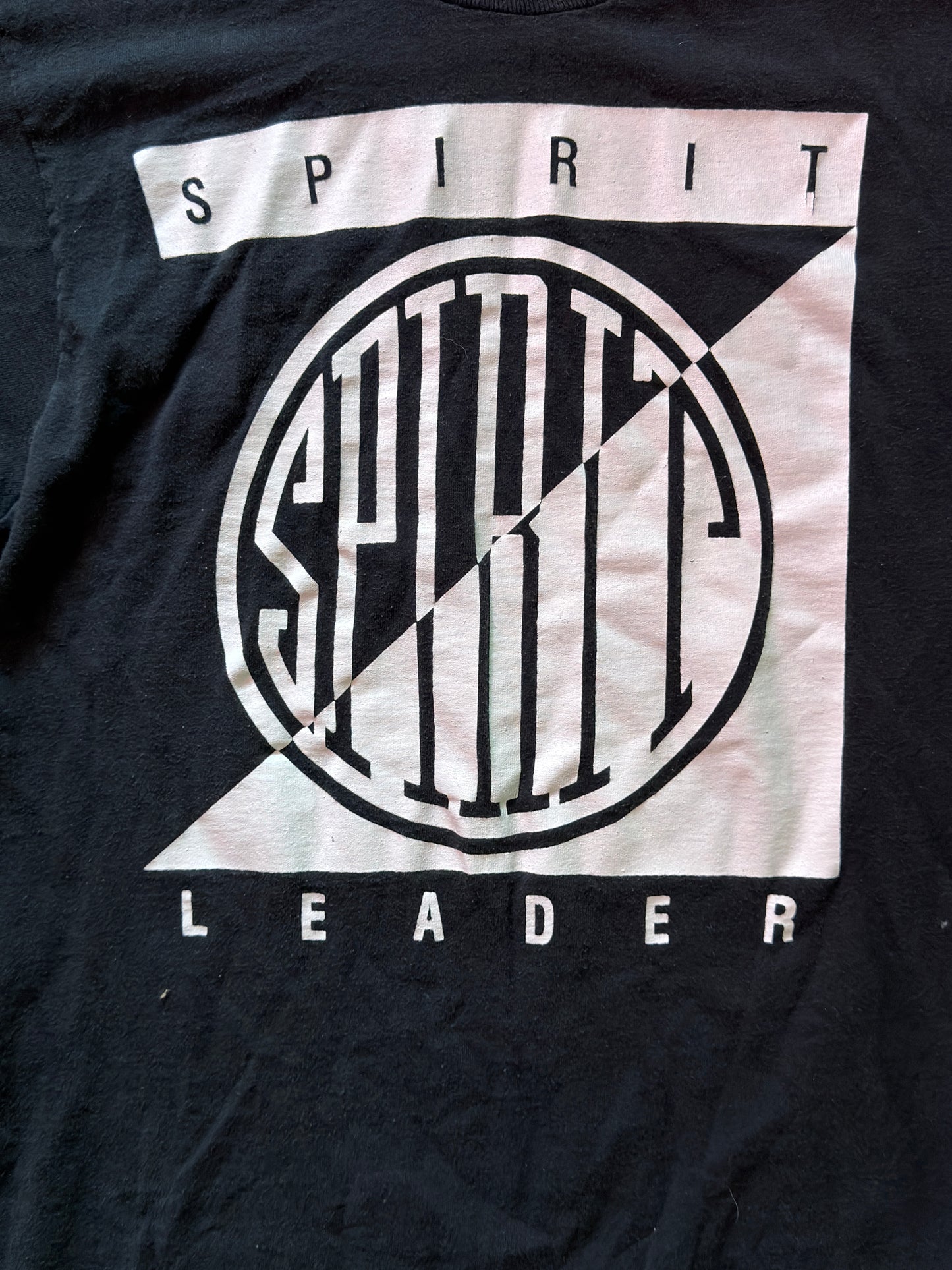 Vintage Spirit Leader Graphic T-Shirt – Black – Large
