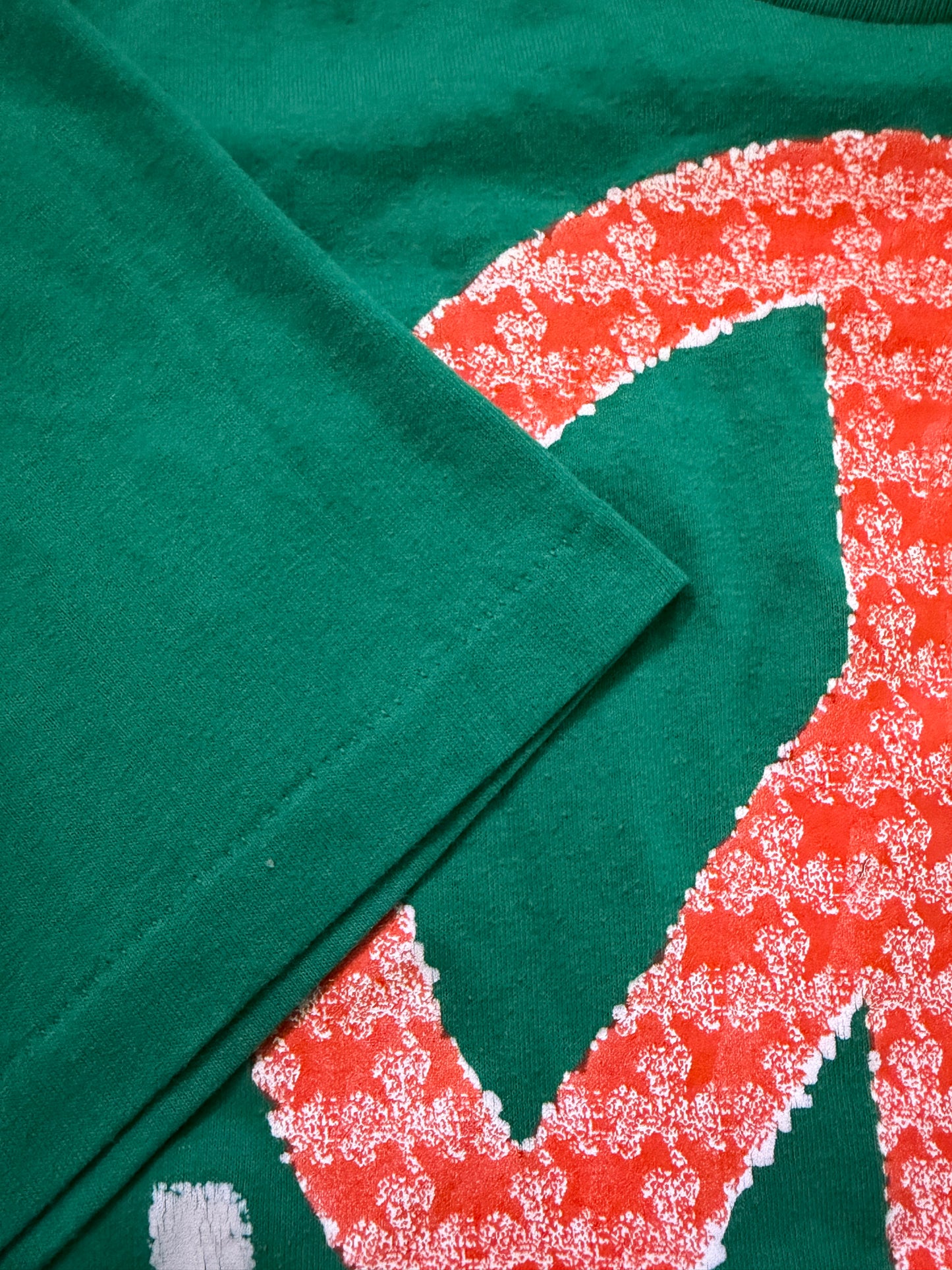 Vintage 1996 Peace in Ireland Graphic T-Shirt